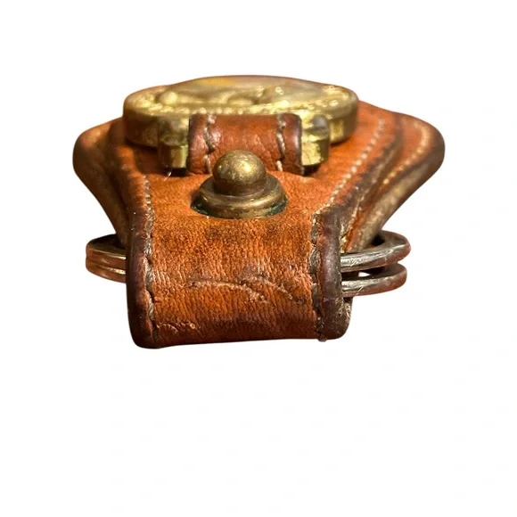 Vintage Dooney & Bourke Tan Leather Key Fob with Brass Duck Emblem - Picture 5 of 9